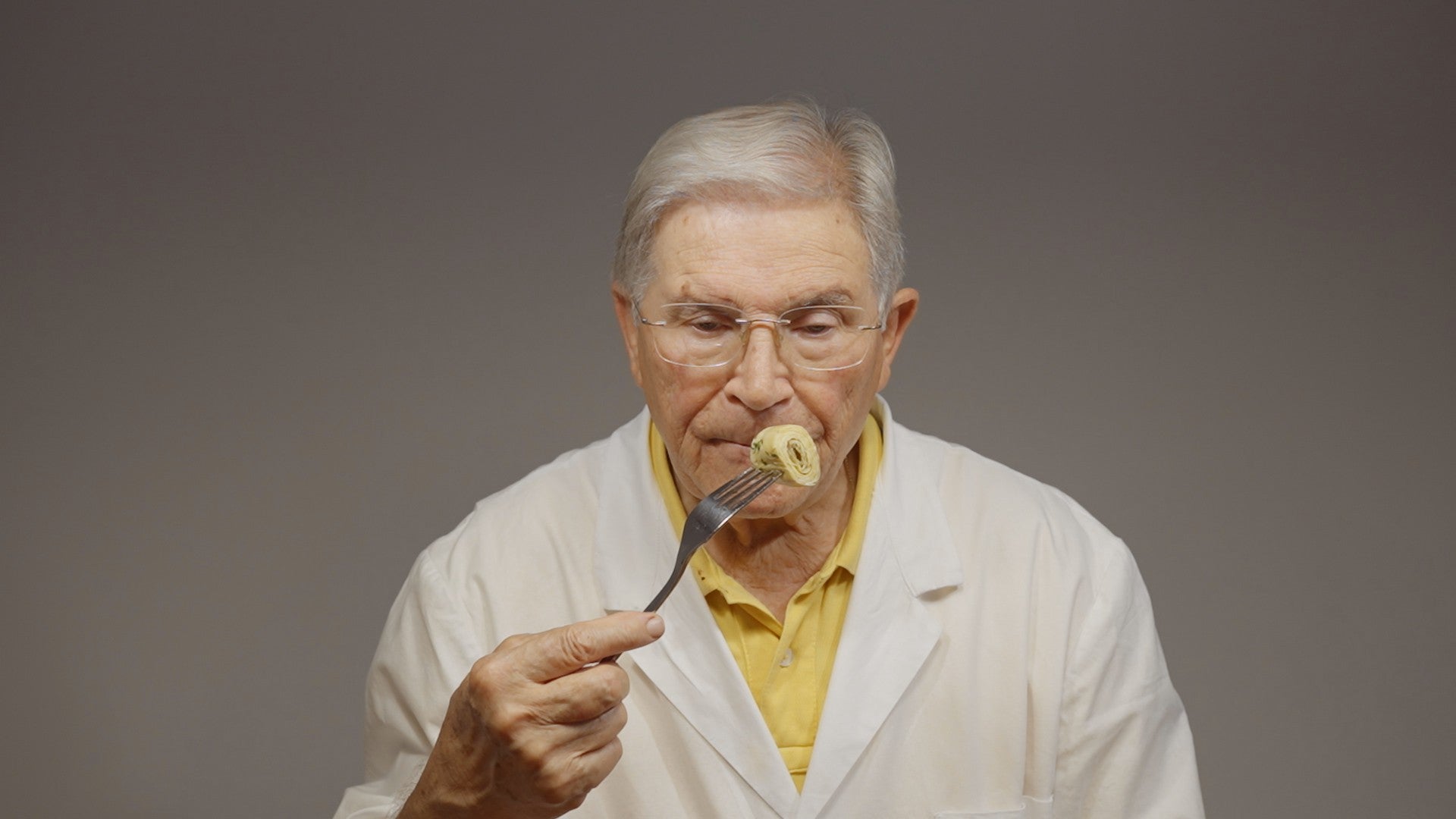 nonno gino prova i Carciofini cucinati con la ricetta della nonna