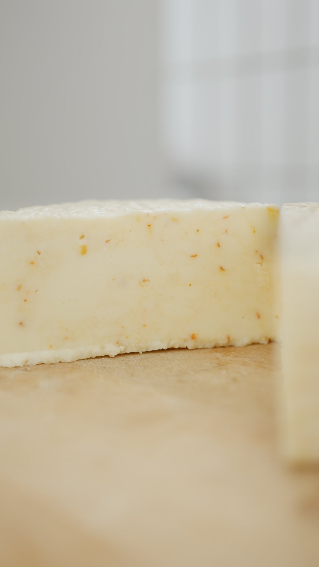 Pecorino Fresco con Peperoncino Calabrese Casearia Chiellino di Crotone - Nonno Gino