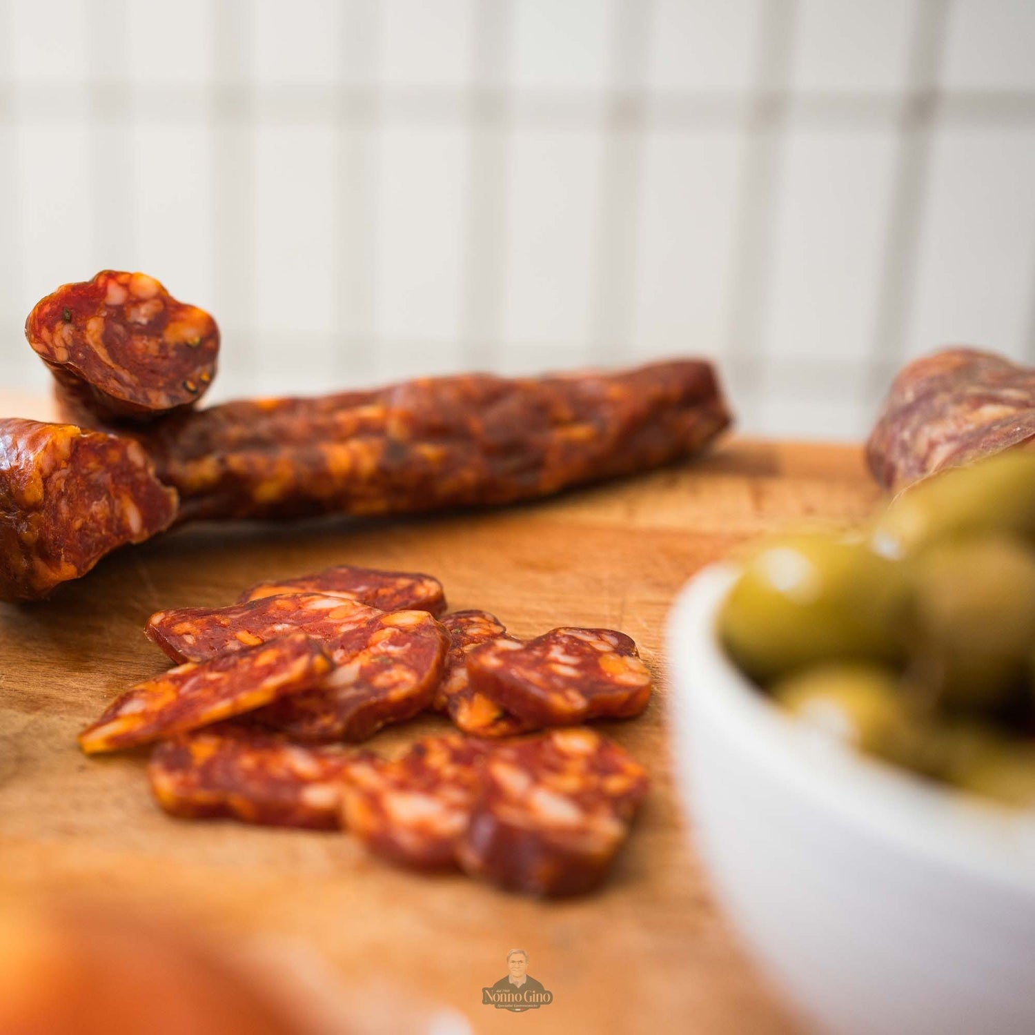 Salsiccia Artigianale Casareccia Stagionata di Camigliatello Silano - Nonno Gino - Prodotti Calabresi Artigianali dal 1965